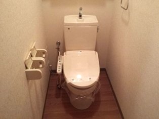 トイレ　シャワー付トイレ