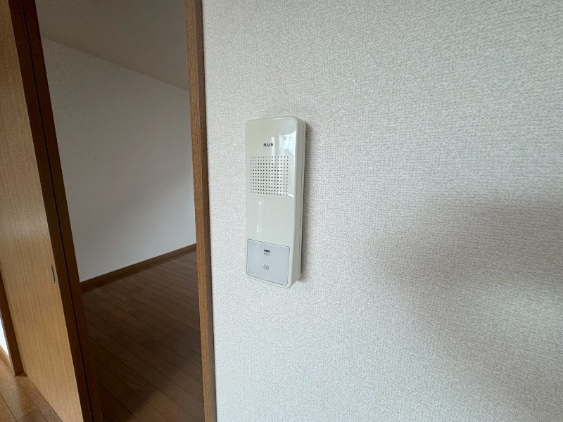 セキュリティ　来客時にはこちらのチャイムが鳴りますよ。