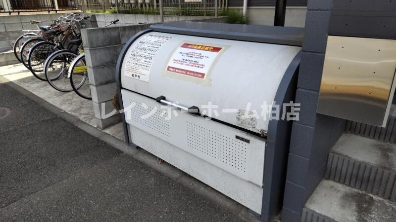 その他　敷地内ゴミ置き場です
