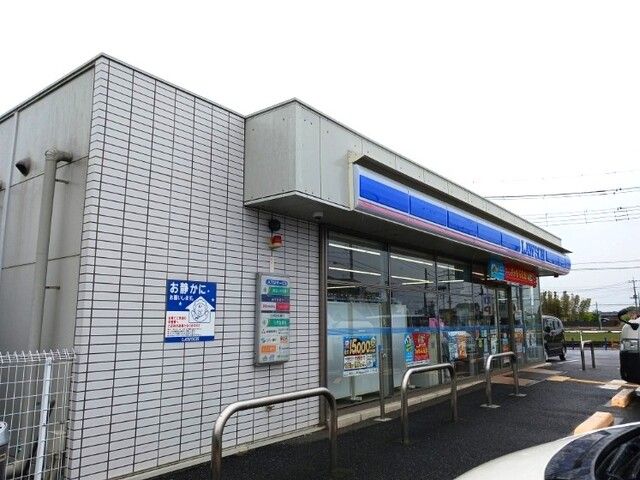 コンビニ　ローソン鴻巣上谷店（コンビニ）まで960m