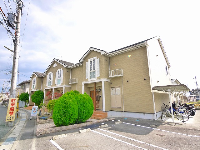 建物外観　きれいな外観です