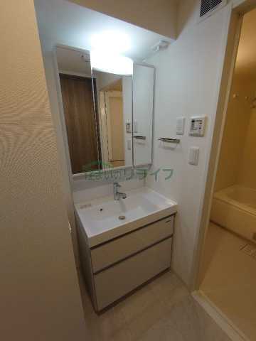 洗面設備　別部屋同タイプ部屋の参考写真となります。