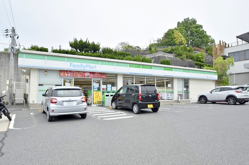 小学校　広島市立矢野南小学校（小学校）まで893m