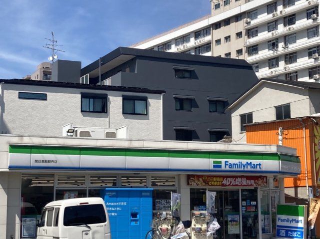 コンビニ　ファミリーマート　関目高殿駅西店（コンビニ）まで656m