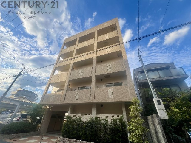 建物外観　エレベータ付きで、高層階でも便利☆