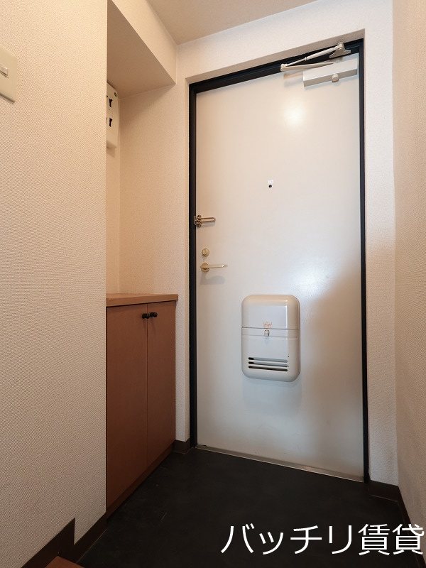 玄関　別室写真の為、現状を優先いたします。