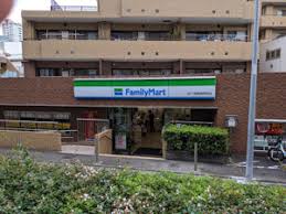コンビニ　ファミリーマート NTT関東病院前店（コンビニ）まで103m