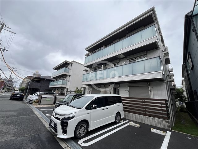 建物外観　オリエンス　外観