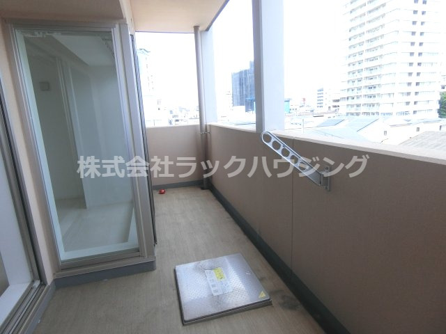バルコニー　同仕様写真となります。