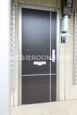 エントランス　建物の内部です