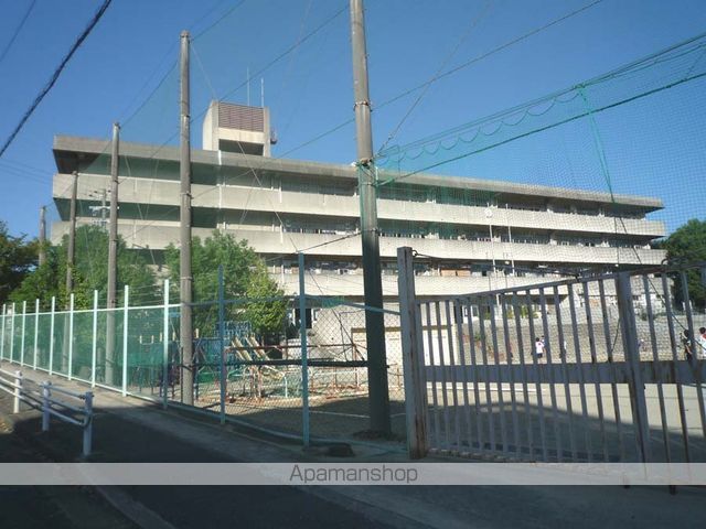 小学校　吹田市立東山田小学校（小学校）まで1214m