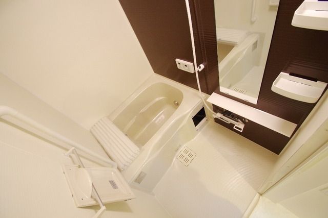 バス・シャワールーム　★お部屋探しはタウンハウジング稲田堤店まで★