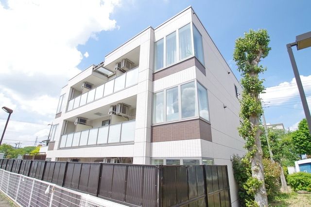 建物外観　★お部屋探しはタウンハウジング稲田堤店まで★
