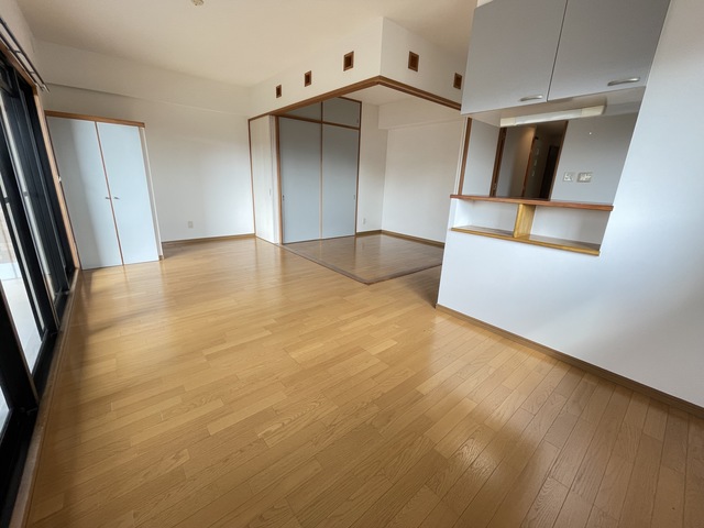 居室・リビング　カウンターキッチンです