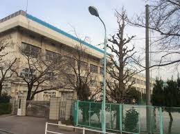 中学校　板橋区立西台中学校（中学校）まで1563m