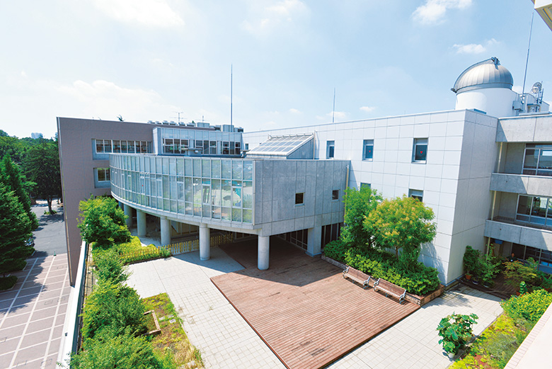 幼稚園・保育園　明星学苑（幼稚園・保育園）まで323m