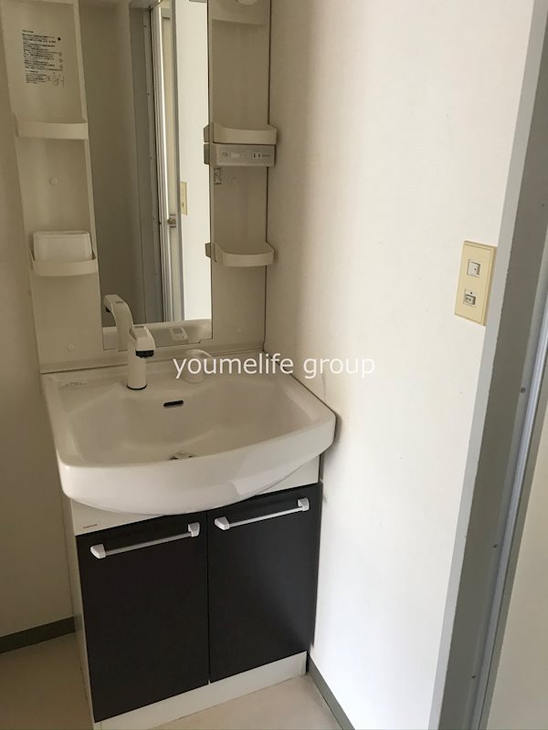 洗面設備　※別部屋写真参照