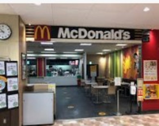 飲食店　マクドナルド南加瀬サミット店（飲食店）まで891m