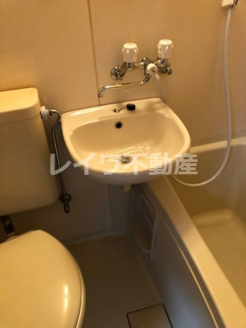 バス・シャワールーム　ゆったり過ごせるお風呂です