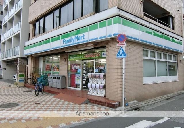 コンビニ　ファミリーマート（コンビニ）まで1255m