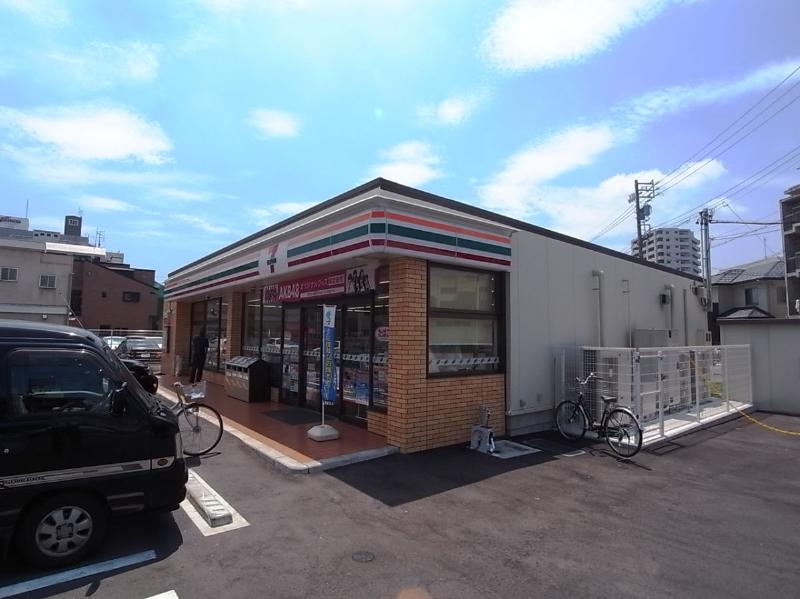 コンビニ　セブンイレブン 名古屋大秋町２丁目店（コンビニ）まで131m