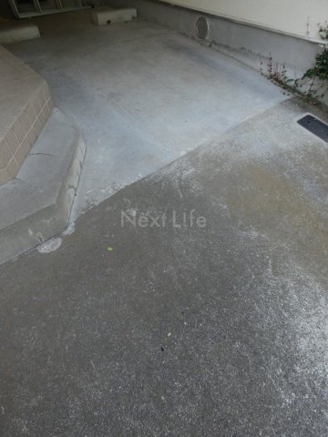 駐車場　イーストヴィラつきみ野