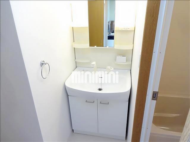 洗面設備　別のお部屋の写真です