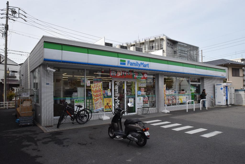 その他　ファミリーマート千種若水店（その他）まで611m
