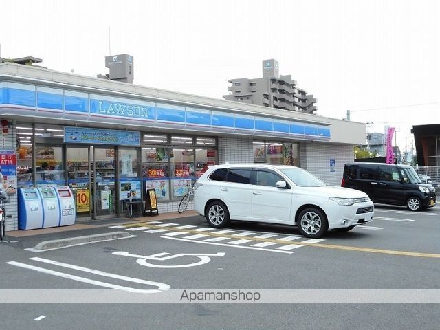 コンビニ　ローソン高知北本町四丁目店（コンビニ）まで628m