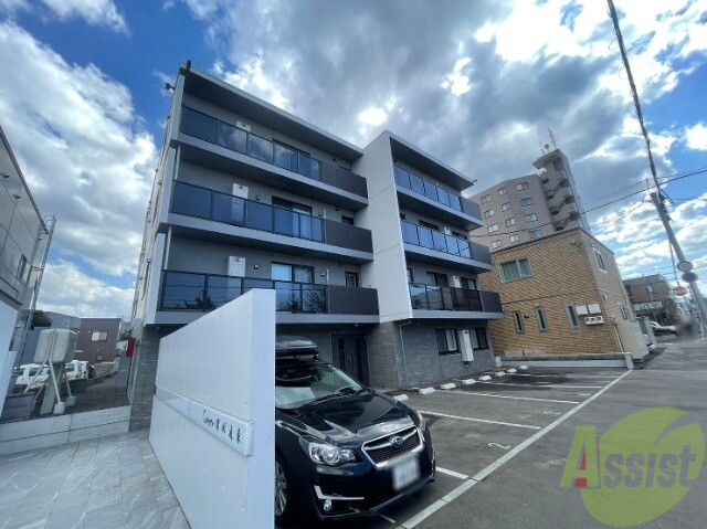 建物外観　札幌市東区北十五条東「ＣＡＲＲＥＲＡ環状通東」