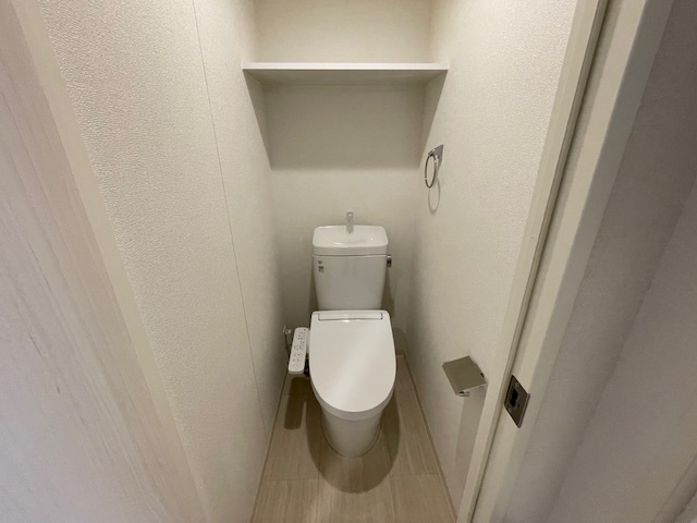 トイレ　※同施工会社のイメージ写真※