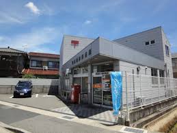 郵便局　明石岡田郵便局（郵便局）まで411m
