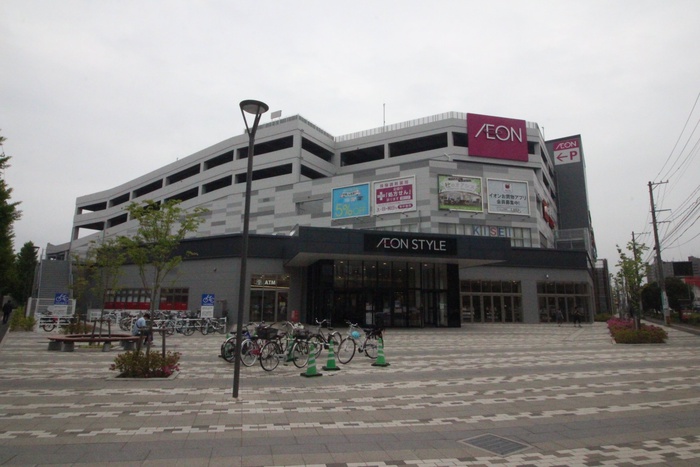 ショッピングセンター　イオンスタイル仙台卸町（ショッピングセンター）まで800m