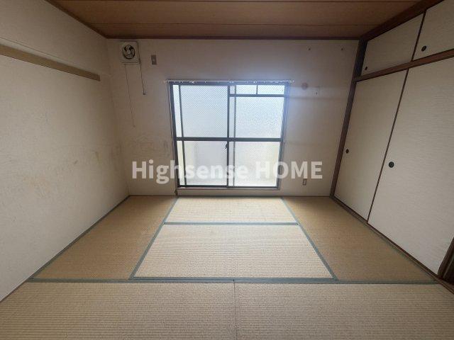 その他部屋・スペース　落ち着いて過ごせるお部屋なので、寝室にいかがでしょうか