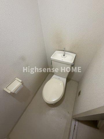 トイレ　コンパクトで使いやすいトイレです
