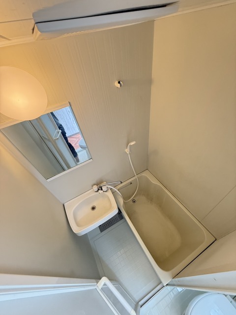 バス・シャワールーム　別部屋参考写真です