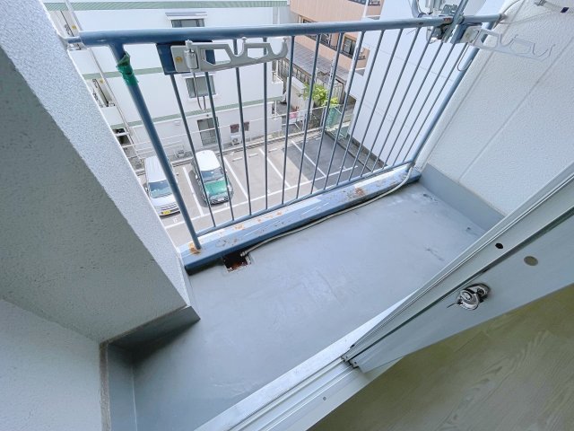 バルコニー　バルコニーがあります