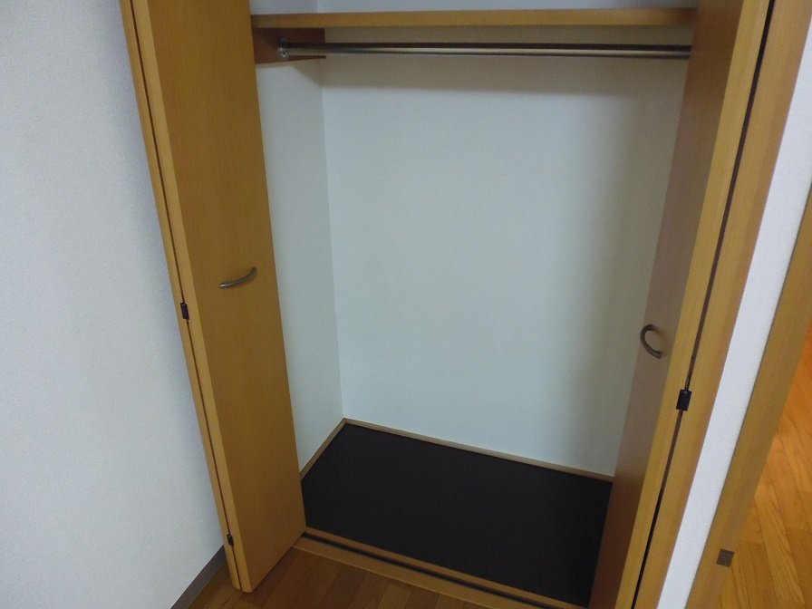 収納　クローゼット