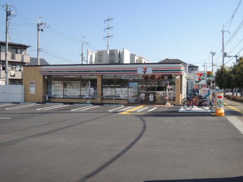 コンビニ　セブン-イレブン 宝塚高司２丁目店（コンビニ）まで444m