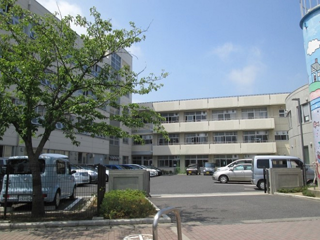 小学校　新潟市立山田小学校（小学校）まで448m