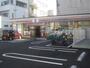 コンビニ　セブンイレブン平塚明石町店（コンビニ）まで477m