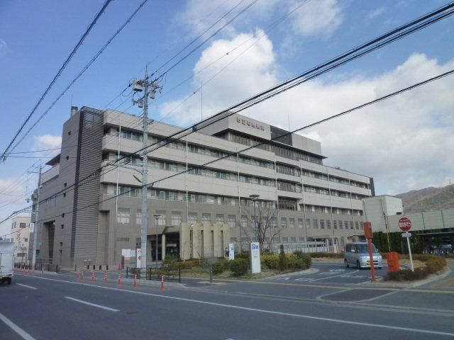病院　市立柏原病院（病院）まで526m