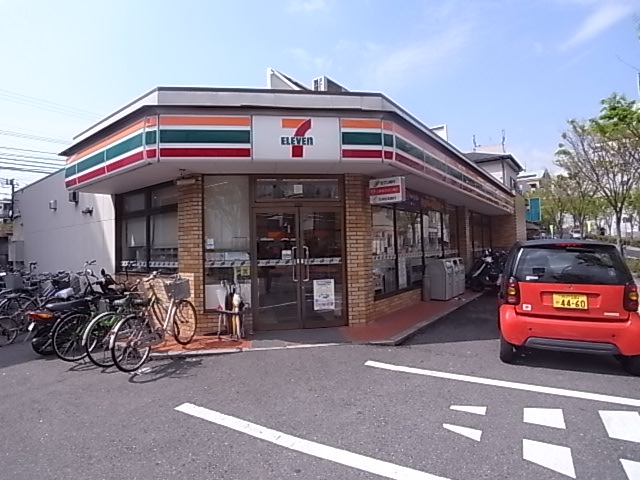 コンビニ　セブンイレブン芦屋公光町店（コンビニ）まで473m