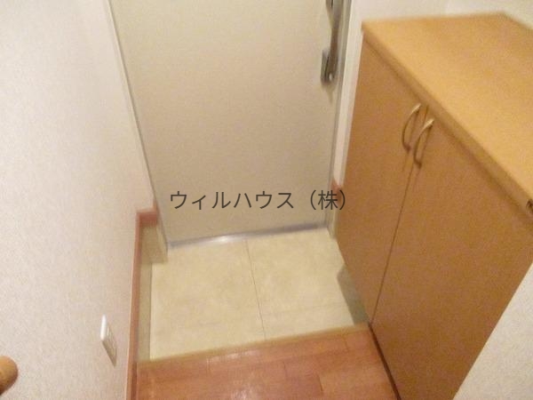 玄関　シューズボックスあり！
