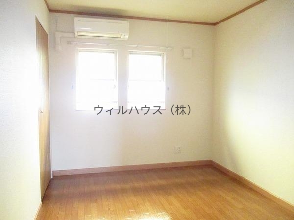 その他部屋・スペース　明るい洋室！