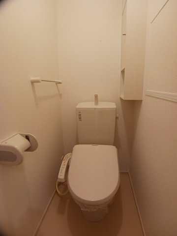 トイレ　落ち着いたトイレです