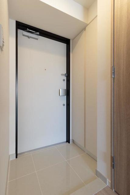 玄関　※写真は同タイプ住戸です。