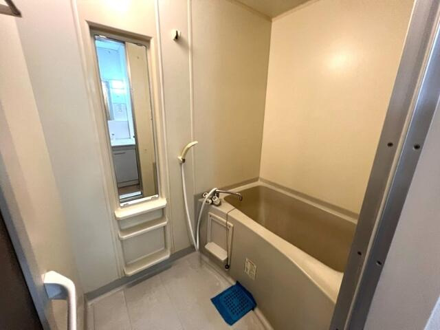 バス・シャワールーム　別部屋同間取
