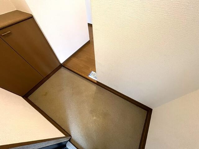 玄関　別部屋同間取