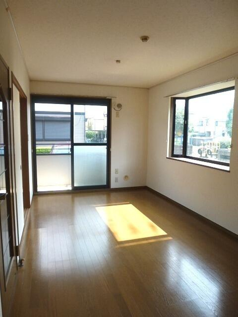 居室・リビング　別部屋同間取